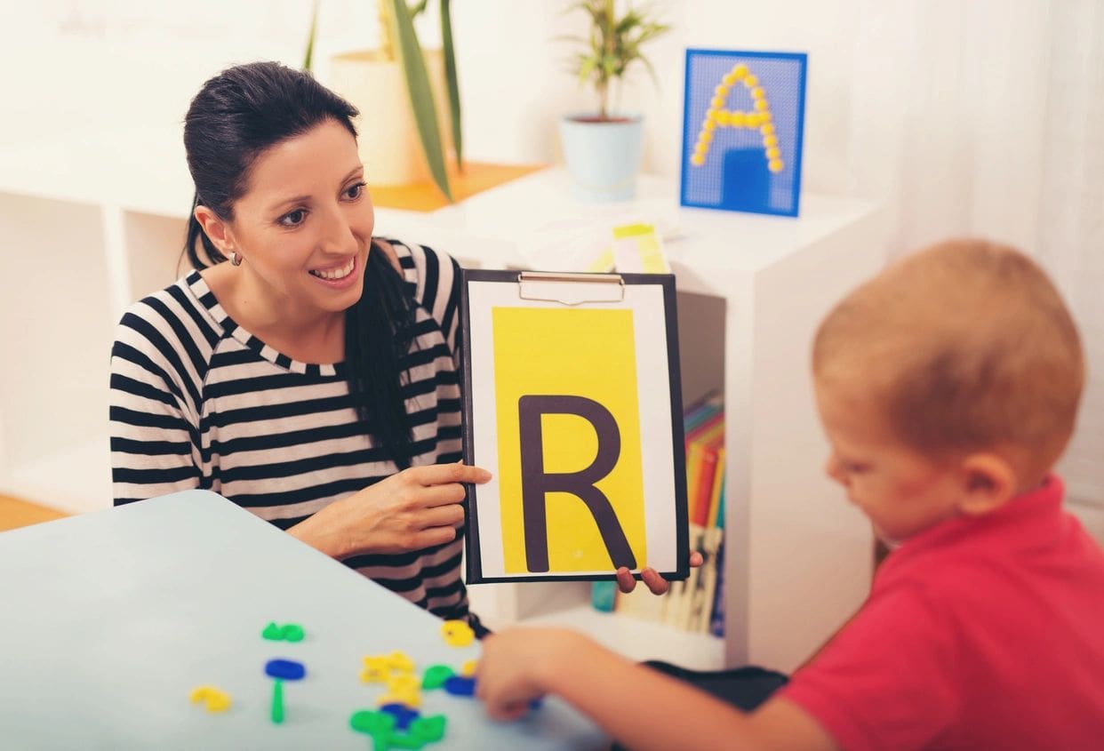 A Woman With An R Letter